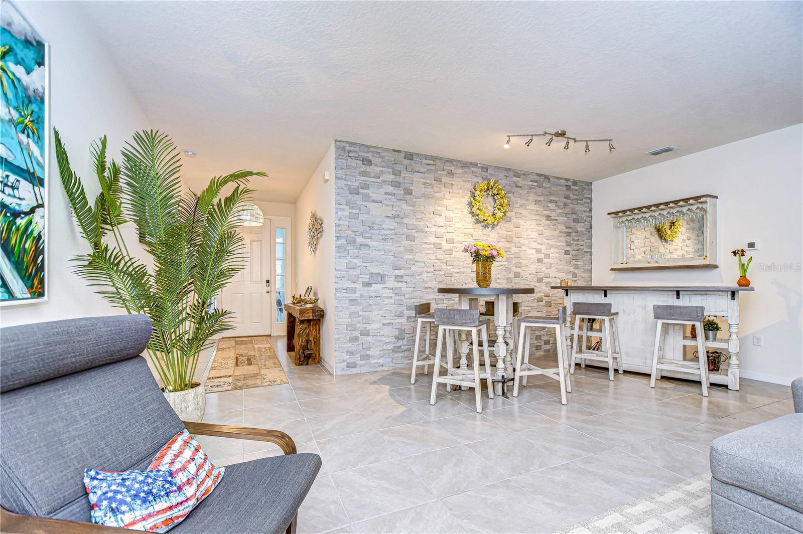 541 BARRIER REEF ST, RUSKIN, FL, 33570
