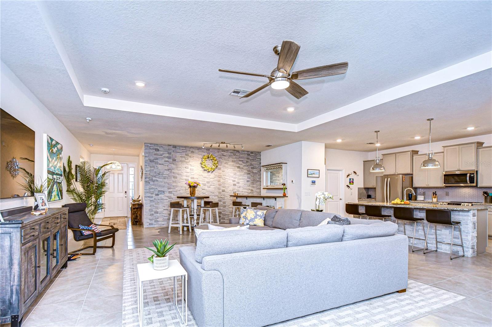 541 BARRIER REEF ST, RUSKIN, FL, 33570