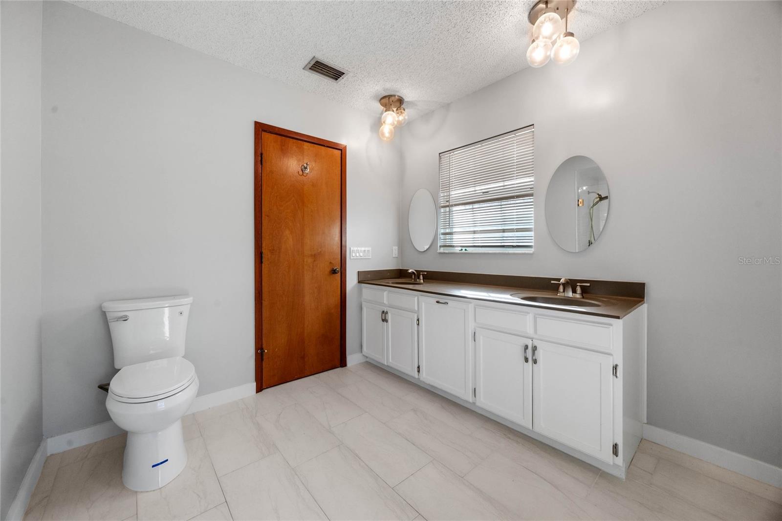 501 GIBSON ST, LEESBURG, FL, 34748