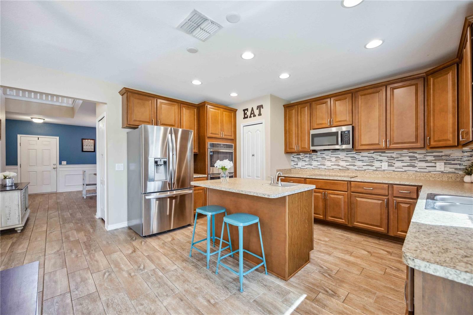 2084 LA PALMA AVE, PORT CHARLOTTE, FL, 33953