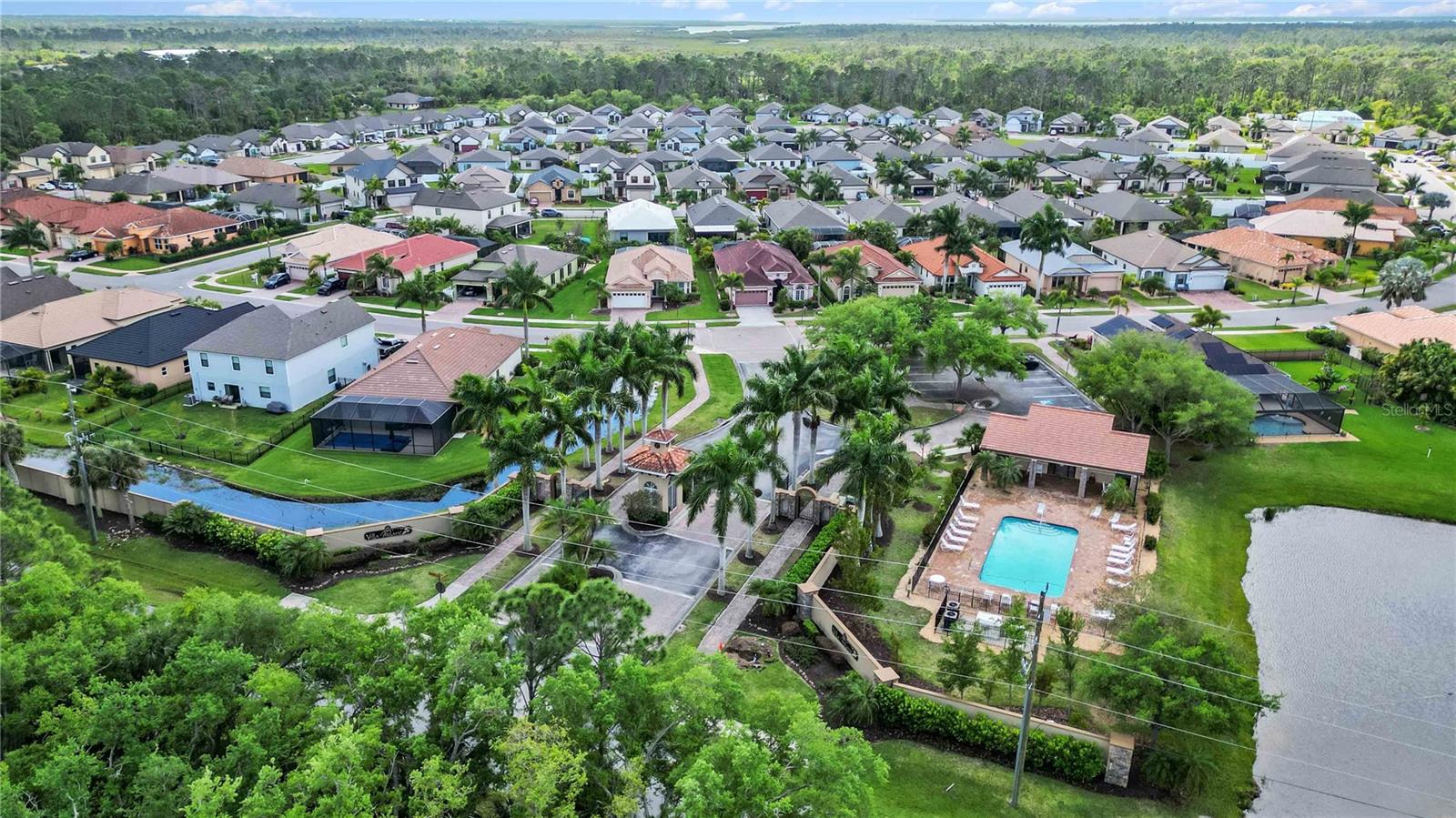 2084 LA PALMA AVE, PORT CHARLOTTE, FL, 33953