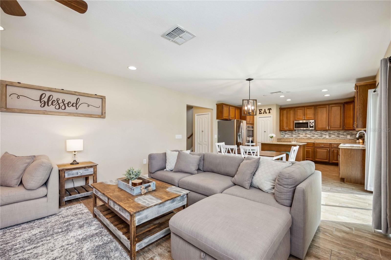 2084 LA PALMA AVE, PORT CHARLOTTE, FL, 33953