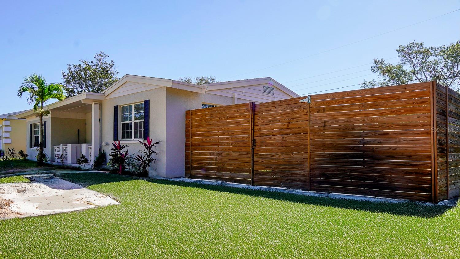 5298 47TH AVE N, ST PETERSBURG, FL, 33709