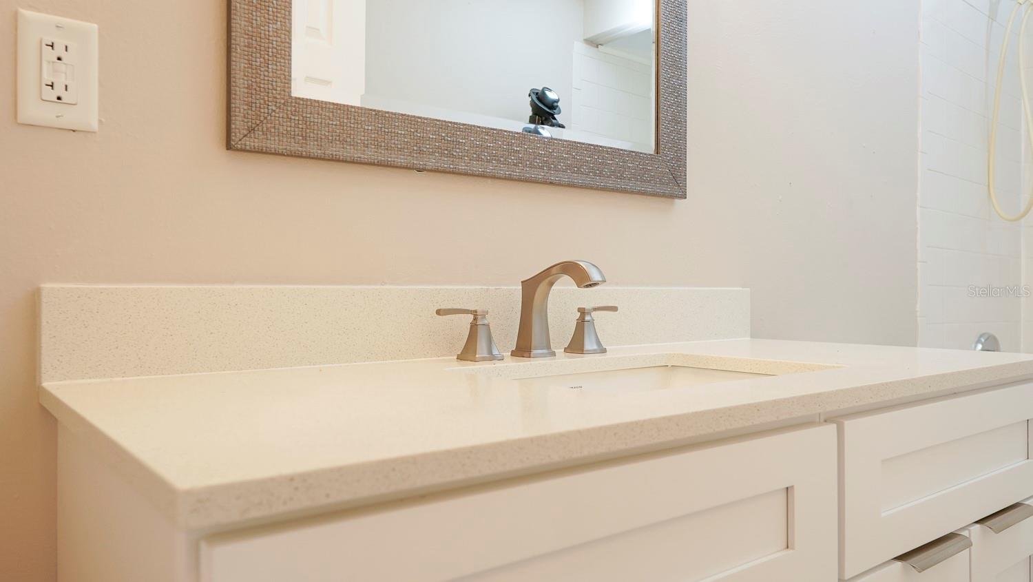 5298 47TH AVE N, ST PETERSBURG, FL, 33709