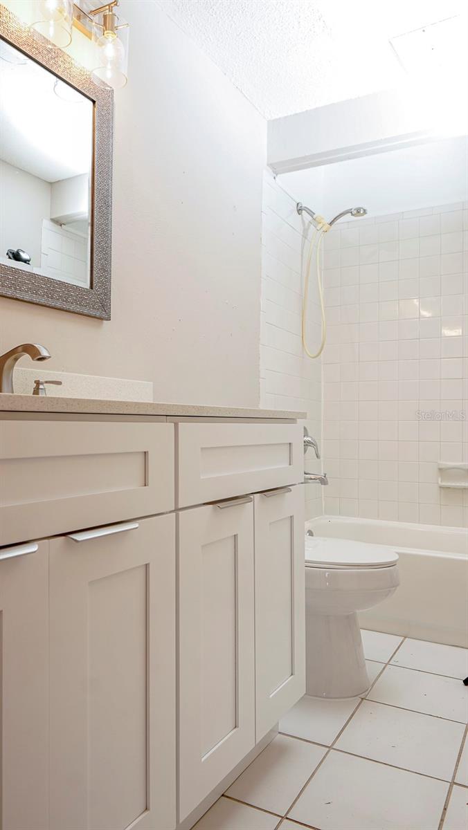 5298 47TH AVE N, ST PETERSBURG, FL, 33709