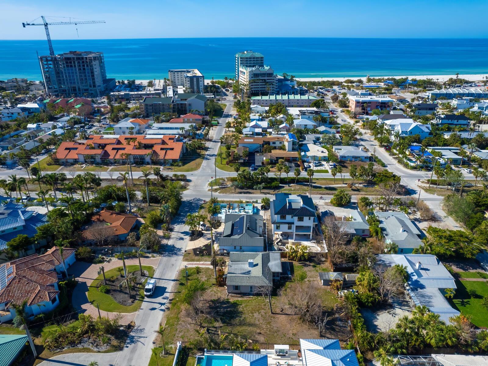 421 CLEVELAND DR, SARASOTA, FL, 34236