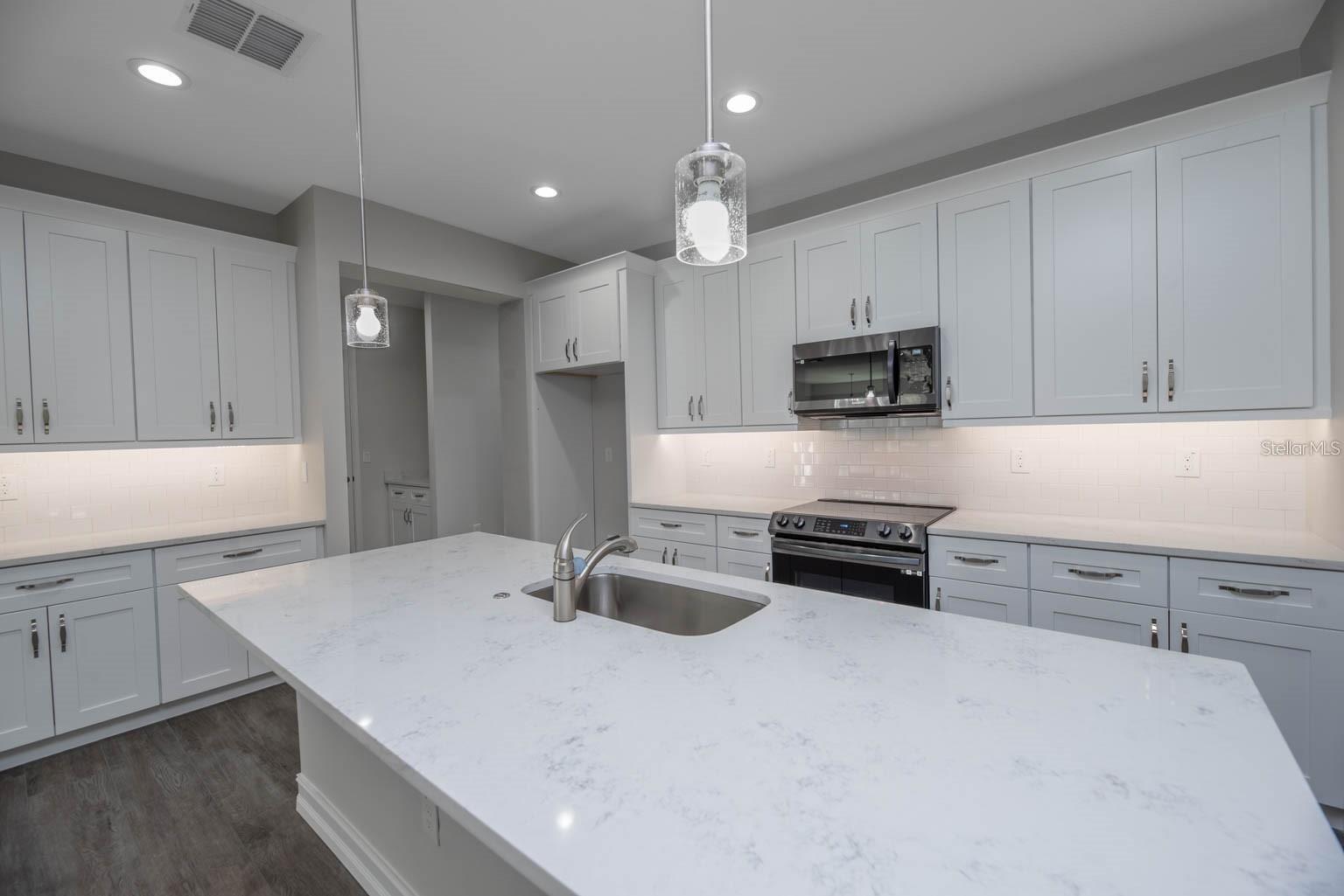 5188 N CLIFF DR, BEVERLY HILLS, FL, 34465