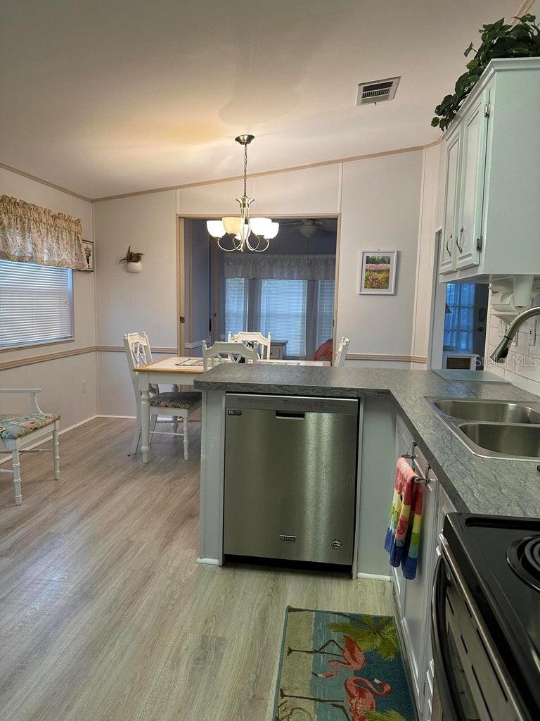 535 LAKE DR, TITUSVILLE, FL, 32780