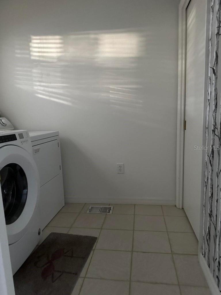 535 LAKE DR, TITUSVILLE, FL, 32780