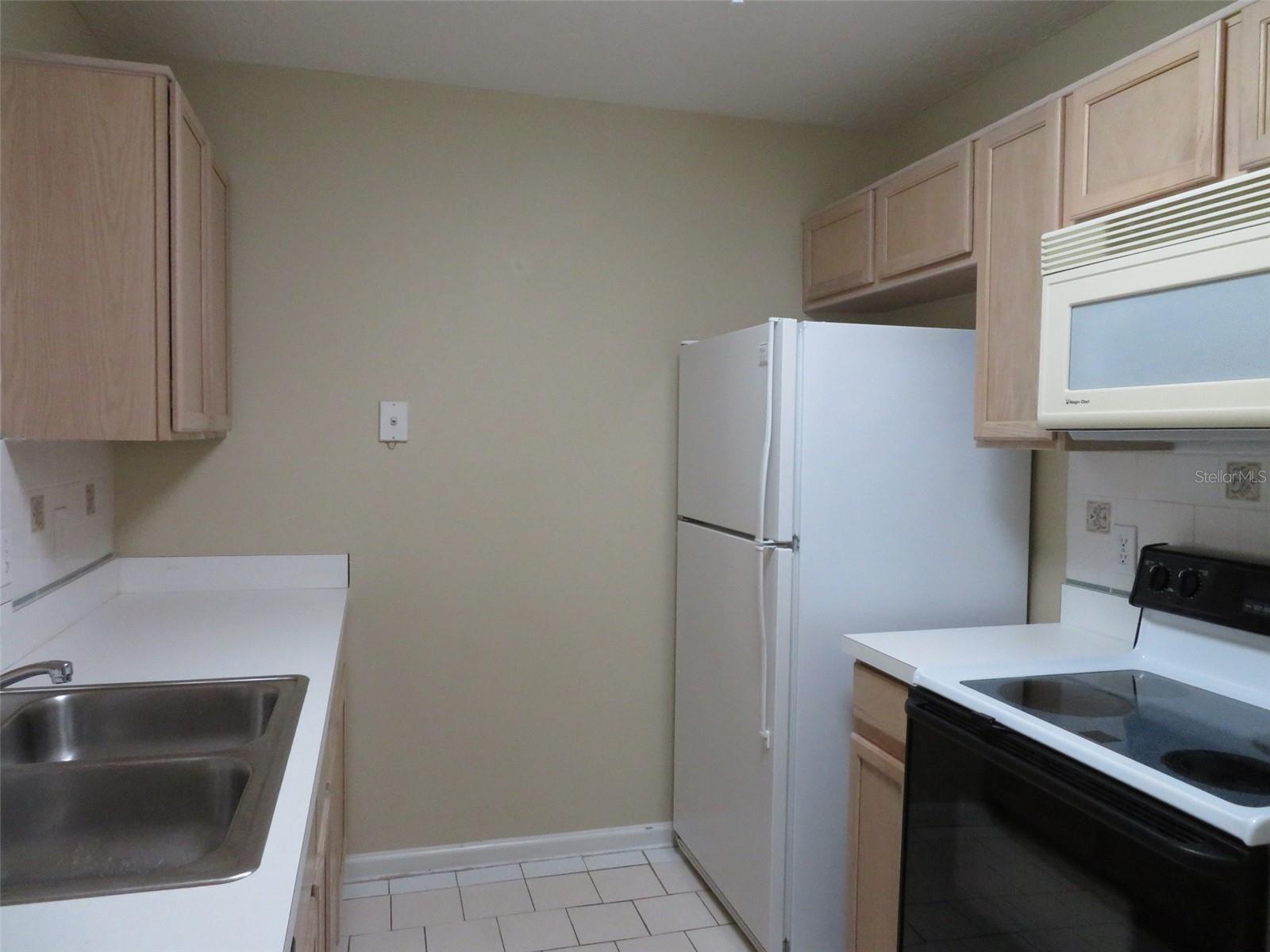 3930 SOUTHPOINTE DR #220, ORLANDO, FL, 32822