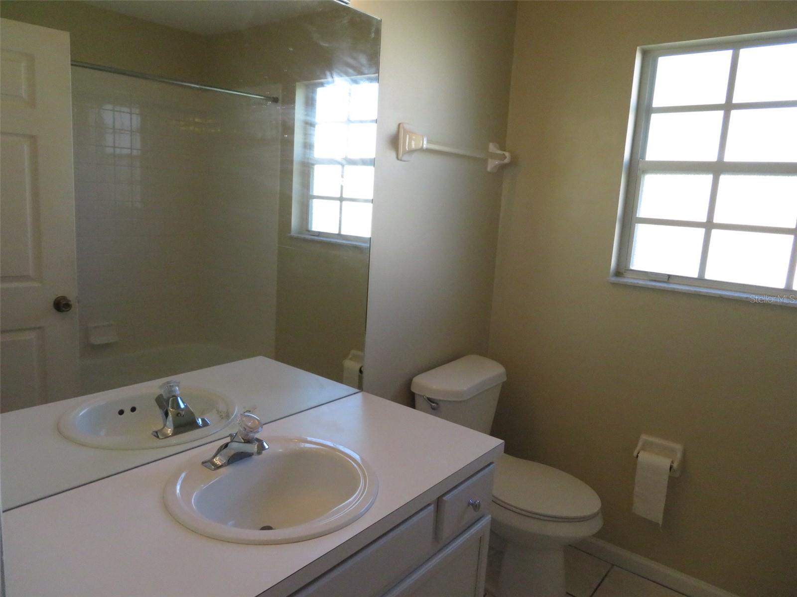 3930 SOUTHPOINTE DR #220, ORLANDO, FL, 32822