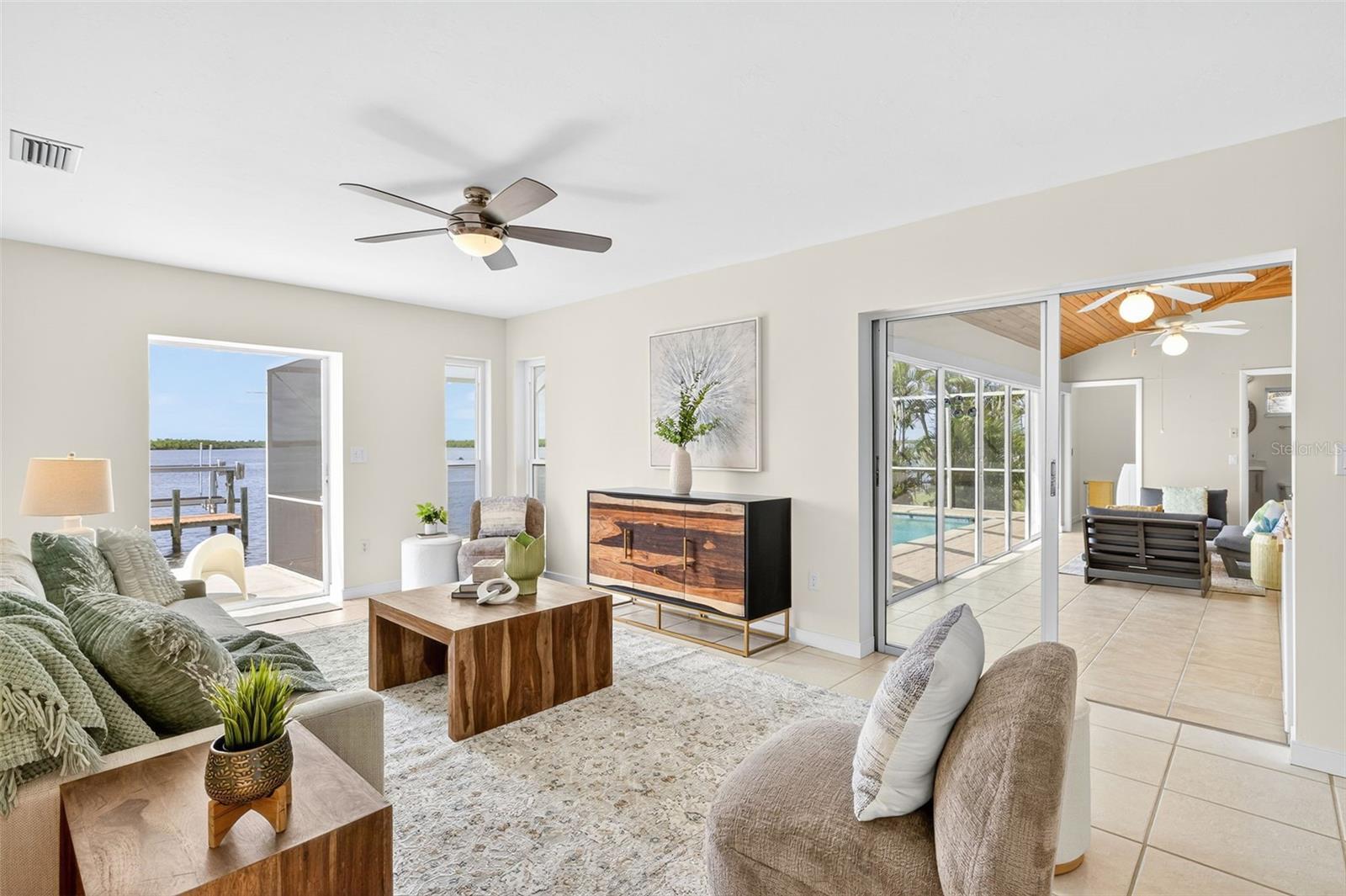 3220 PEACE RIVER DR, PUNTA GORDA, FL, 33983