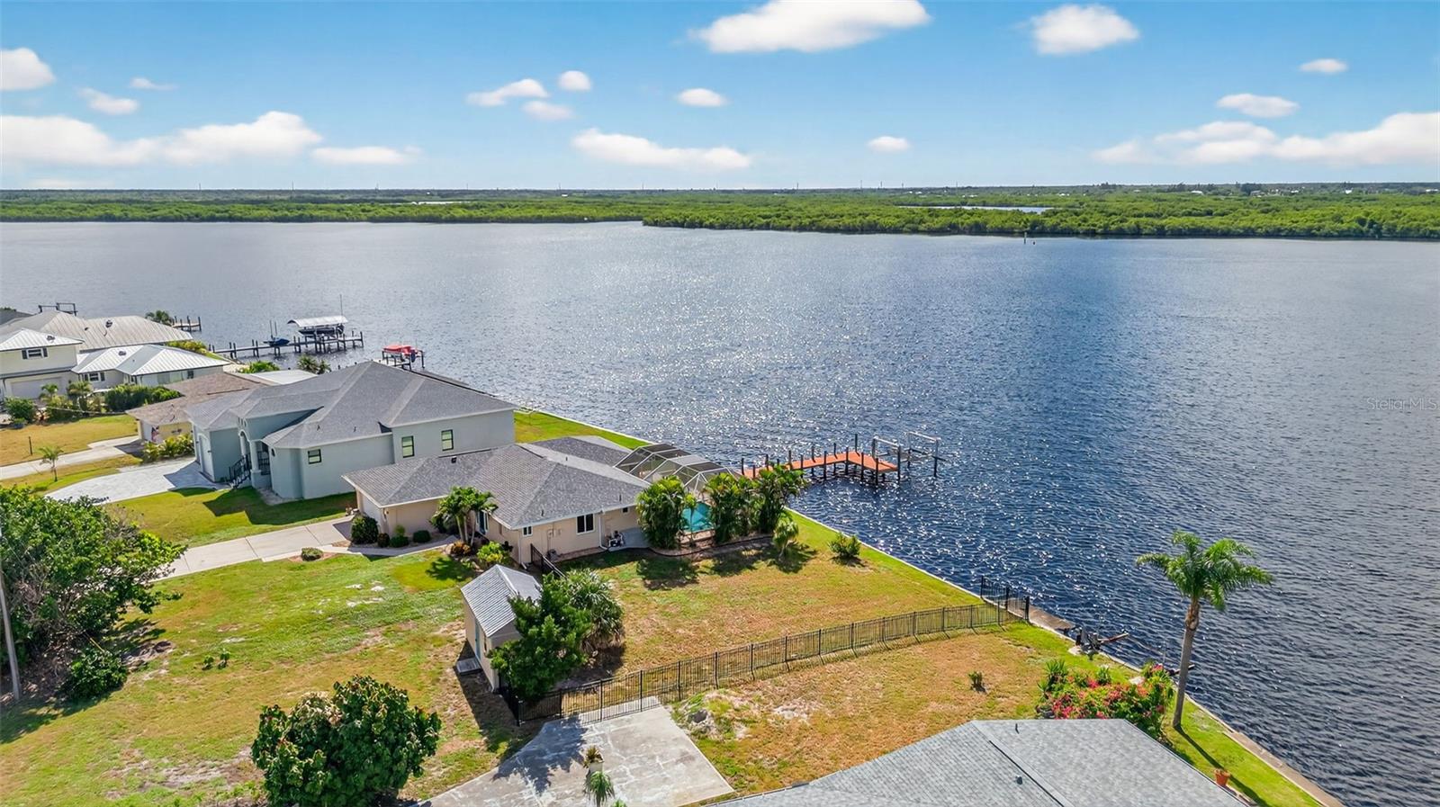 3220 PEACE RIVER DR, PUNTA GORDA, FL, 33983