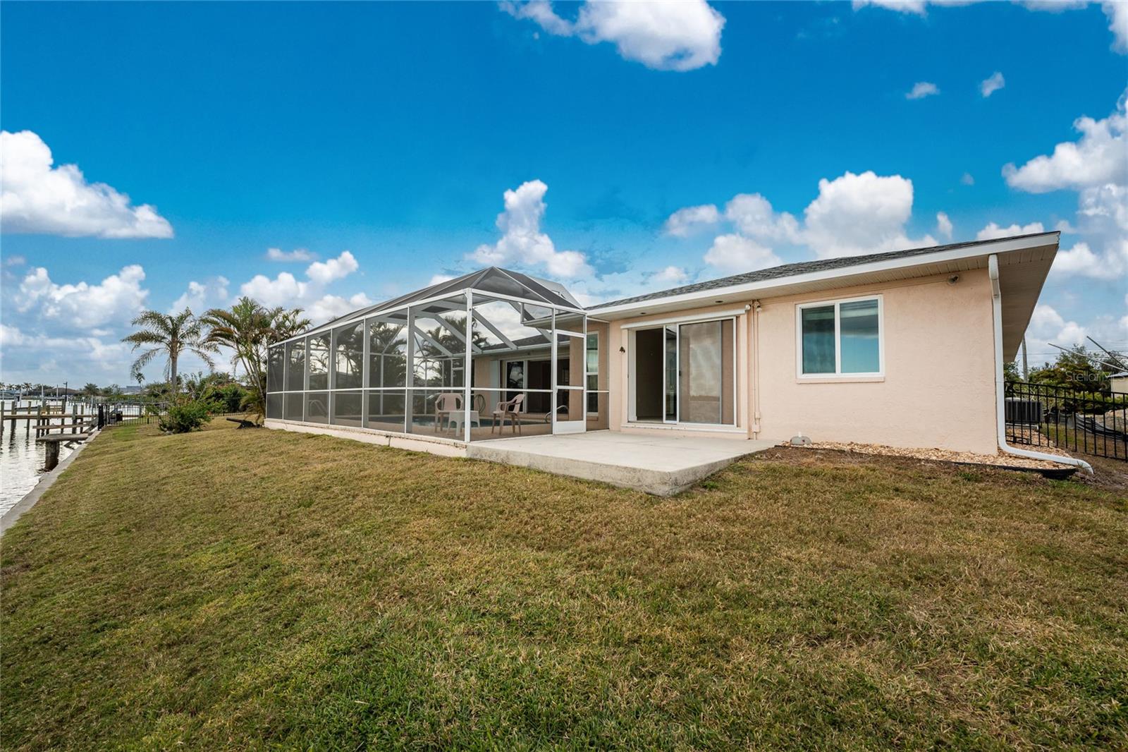 3220 PEACE RIVER DR, PUNTA GORDA, FL, 33983