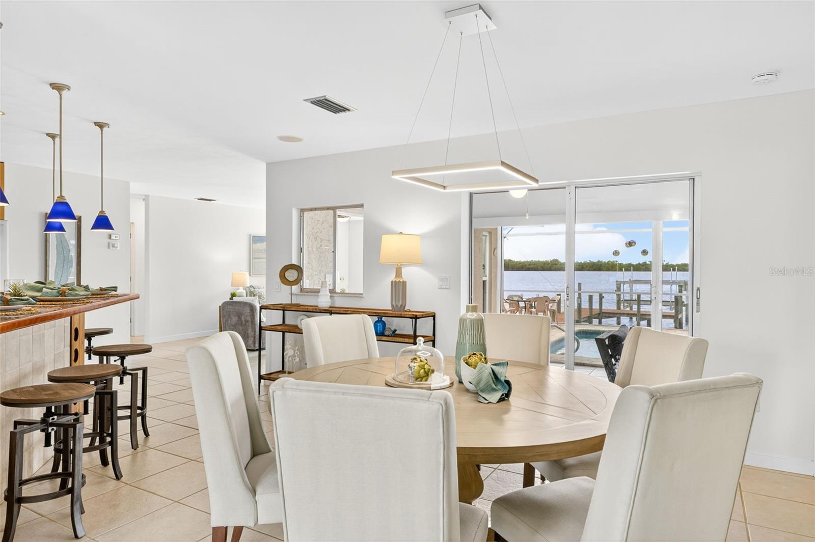 3220 PEACE RIVER DR, PUNTA GORDA, FL, 33983