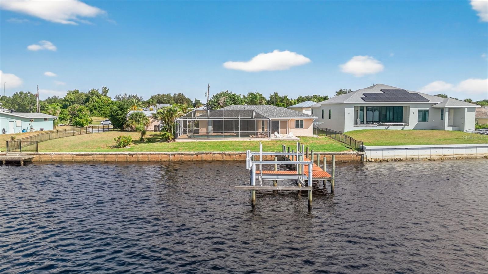 3220 PEACE RIVER DR, PUNTA GORDA, FL, 33983