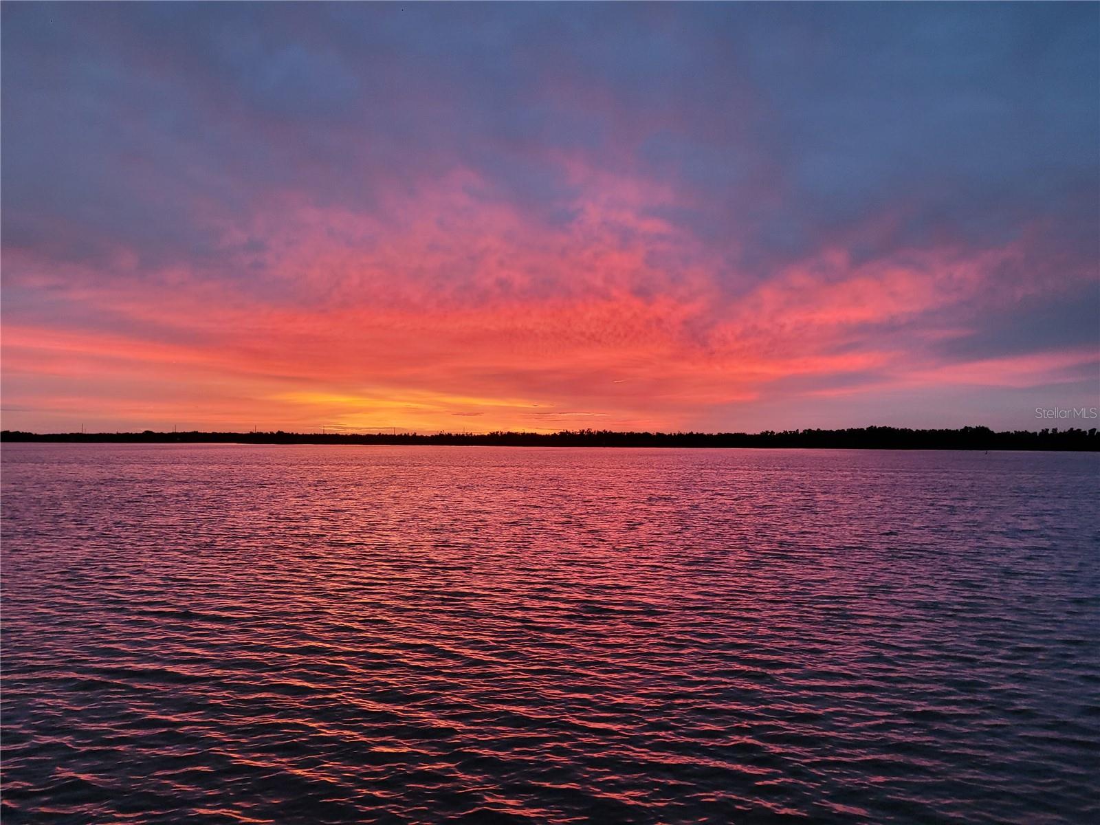 3220 PEACE RIVER DR, PUNTA GORDA, FL, 33983