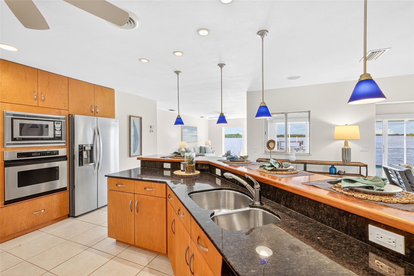 3220 PEACE RIVER DR, PUNTA GORDA, FL, 33983