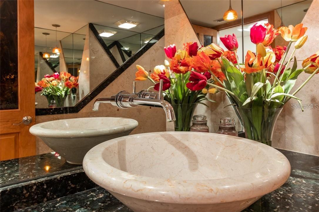 1390 GULF BLVD #PH-1, CLEARWATER BEACH, FL, 33767