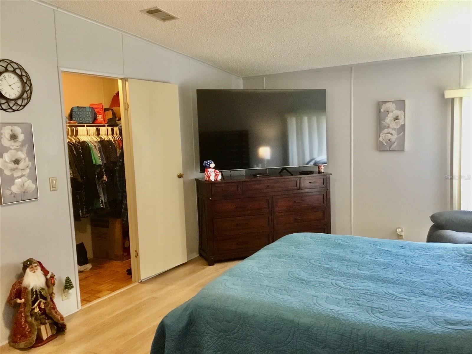 738 RIVERVIEW CIR, NORTH PORT, FL, 34287