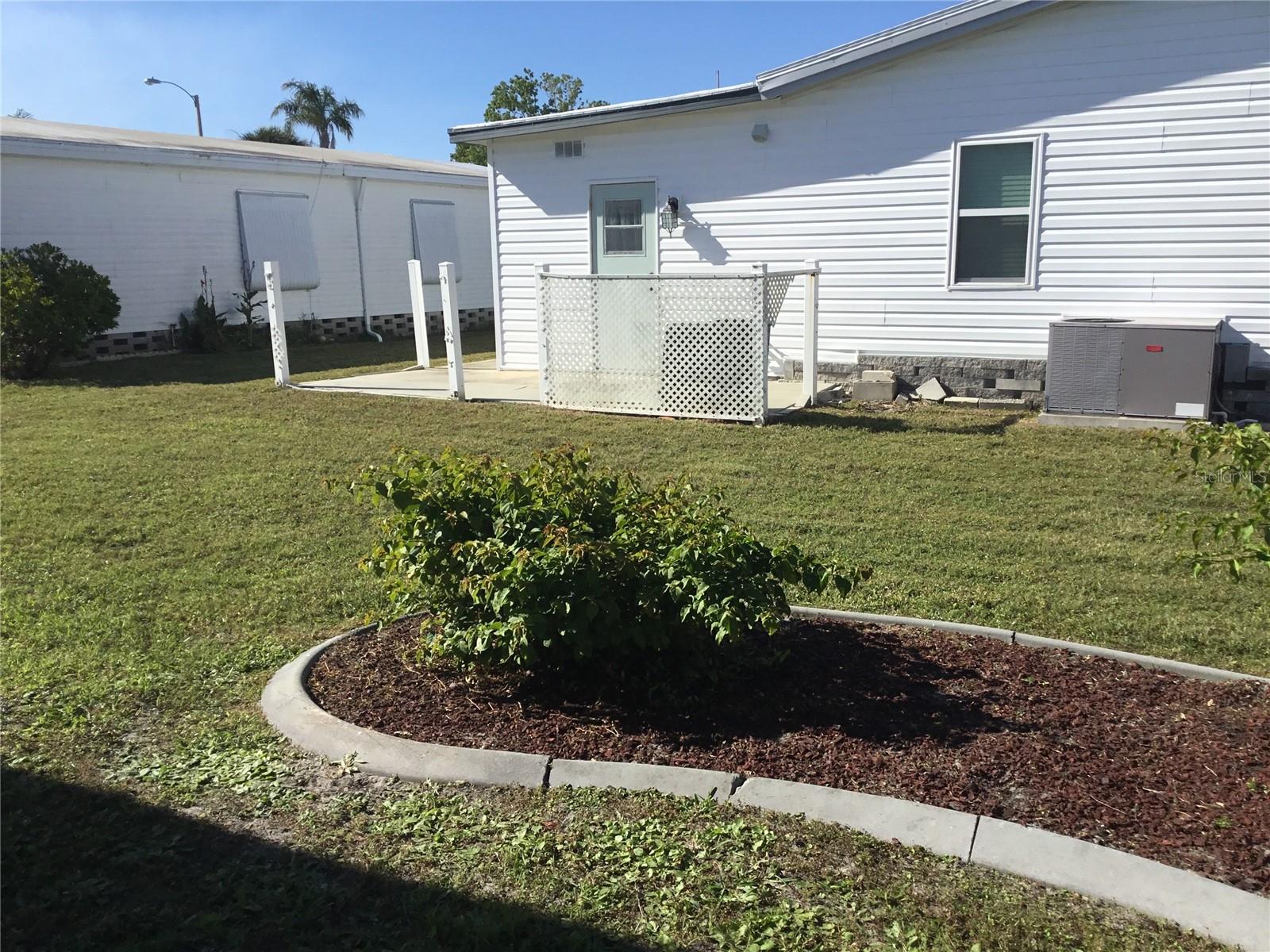 738 RIVERVIEW CIR, NORTH PORT, FL, 34287