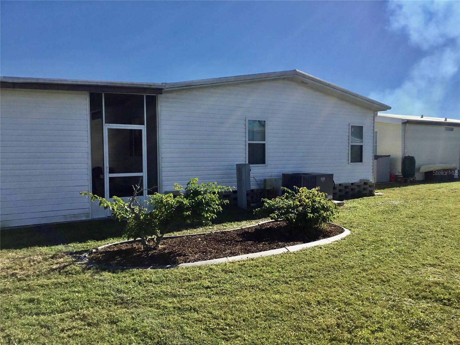 738 RIVERVIEW CIR, NORTH PORT, FL, 34287