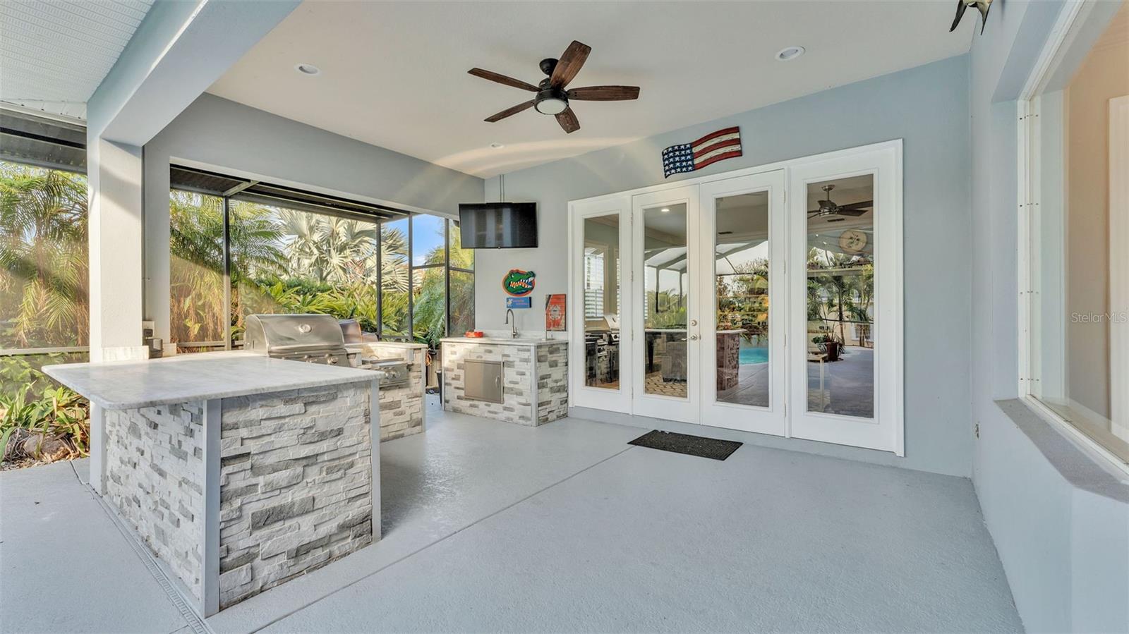 650 CRESCENT HILLS DR, LAKELAND, FL, 33813