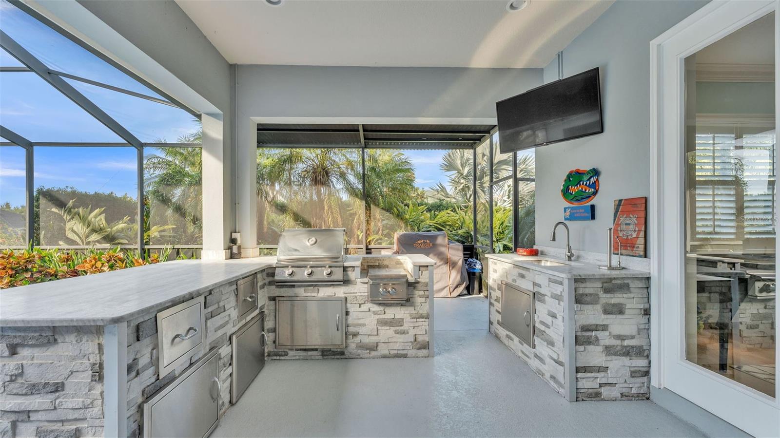 650 CRESCENT HILLS DR, LAKELAND, FL, 33813