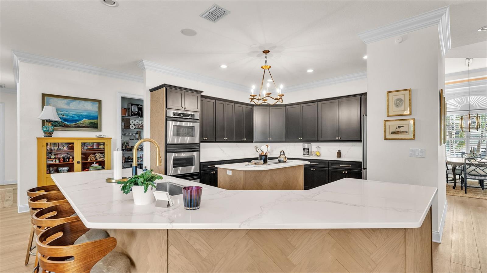 650 CRESCENT HILLS DR, LAKELAND, FL, 33813