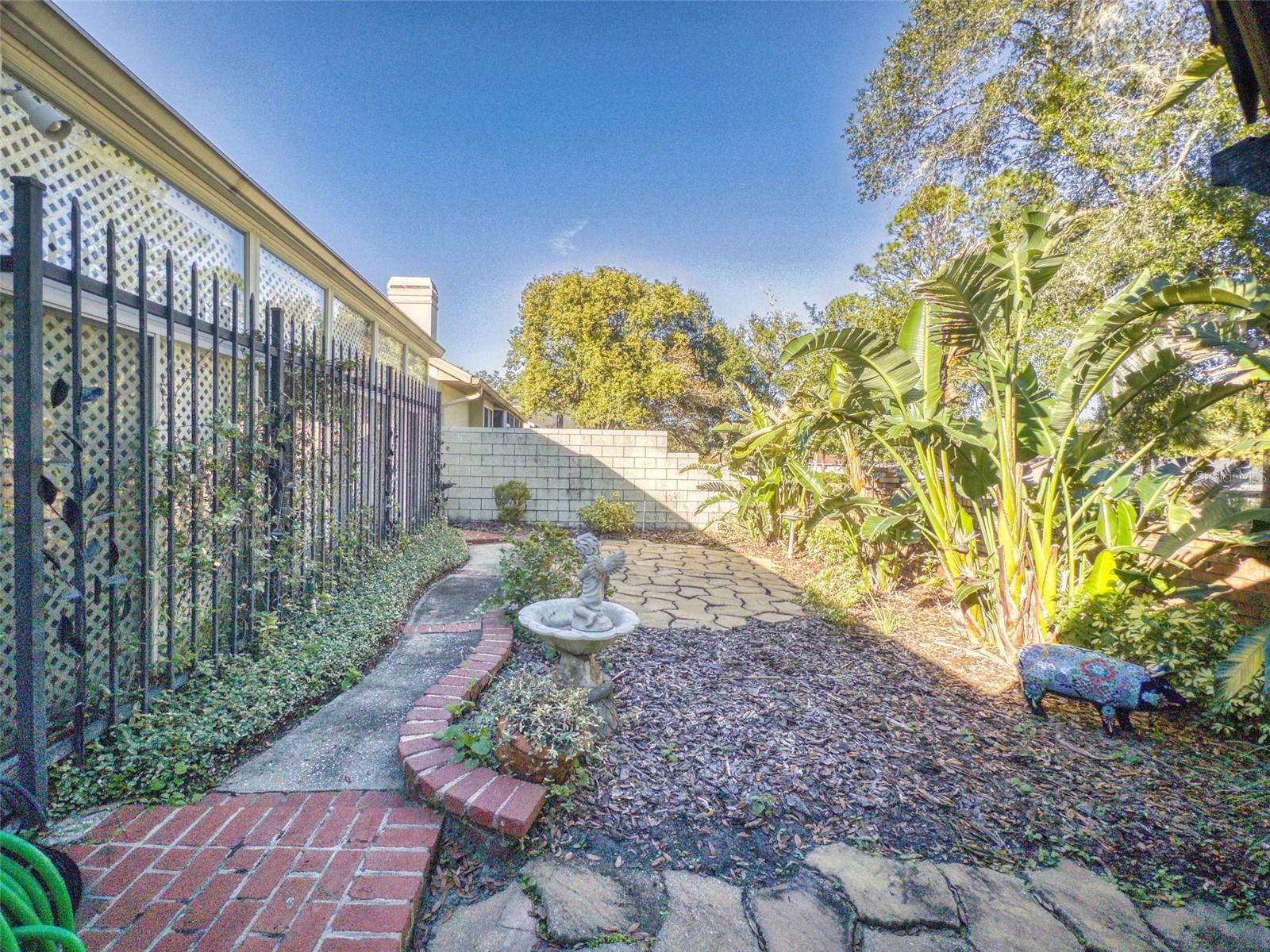 704 BARRINGTON CIR, WINTER SPRINGS, FL, 32708