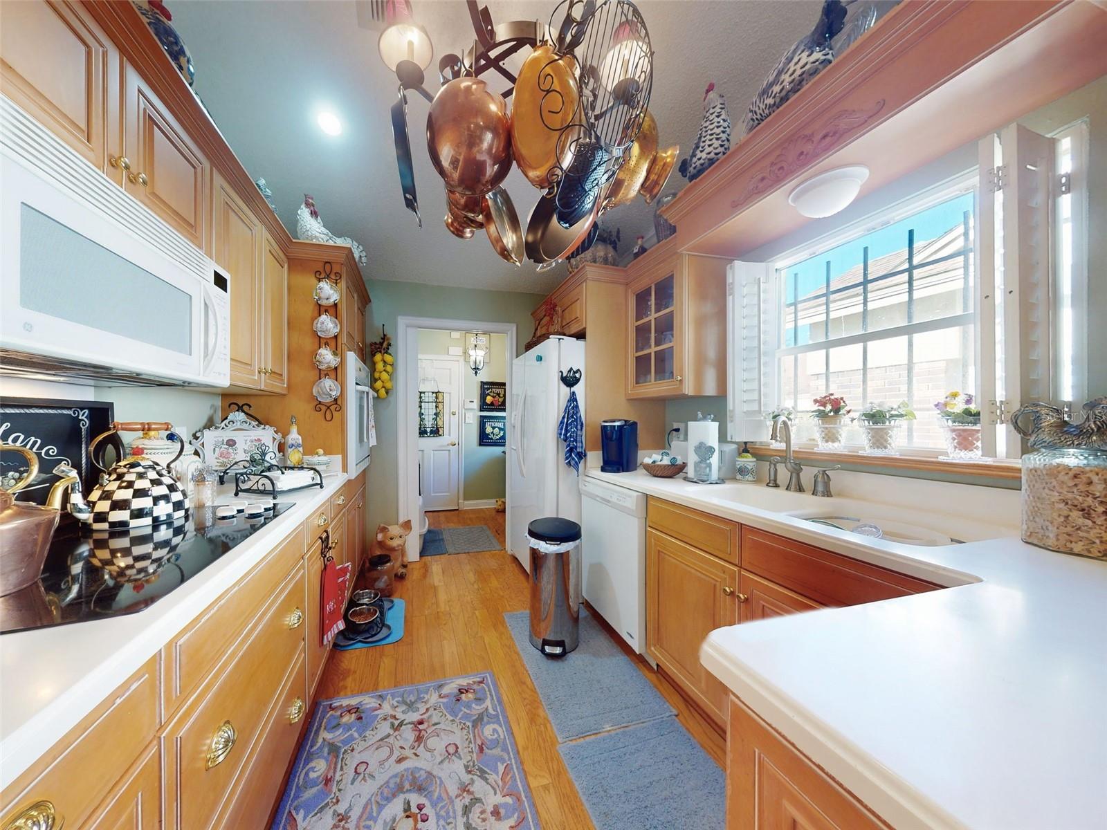 704 BARRINGTON CIR, WINTER SPRINGS, FL, 32708