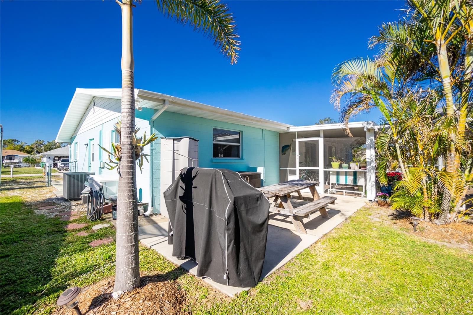 2495 TENTH ST, ENGLEWOOD, FL, 34224