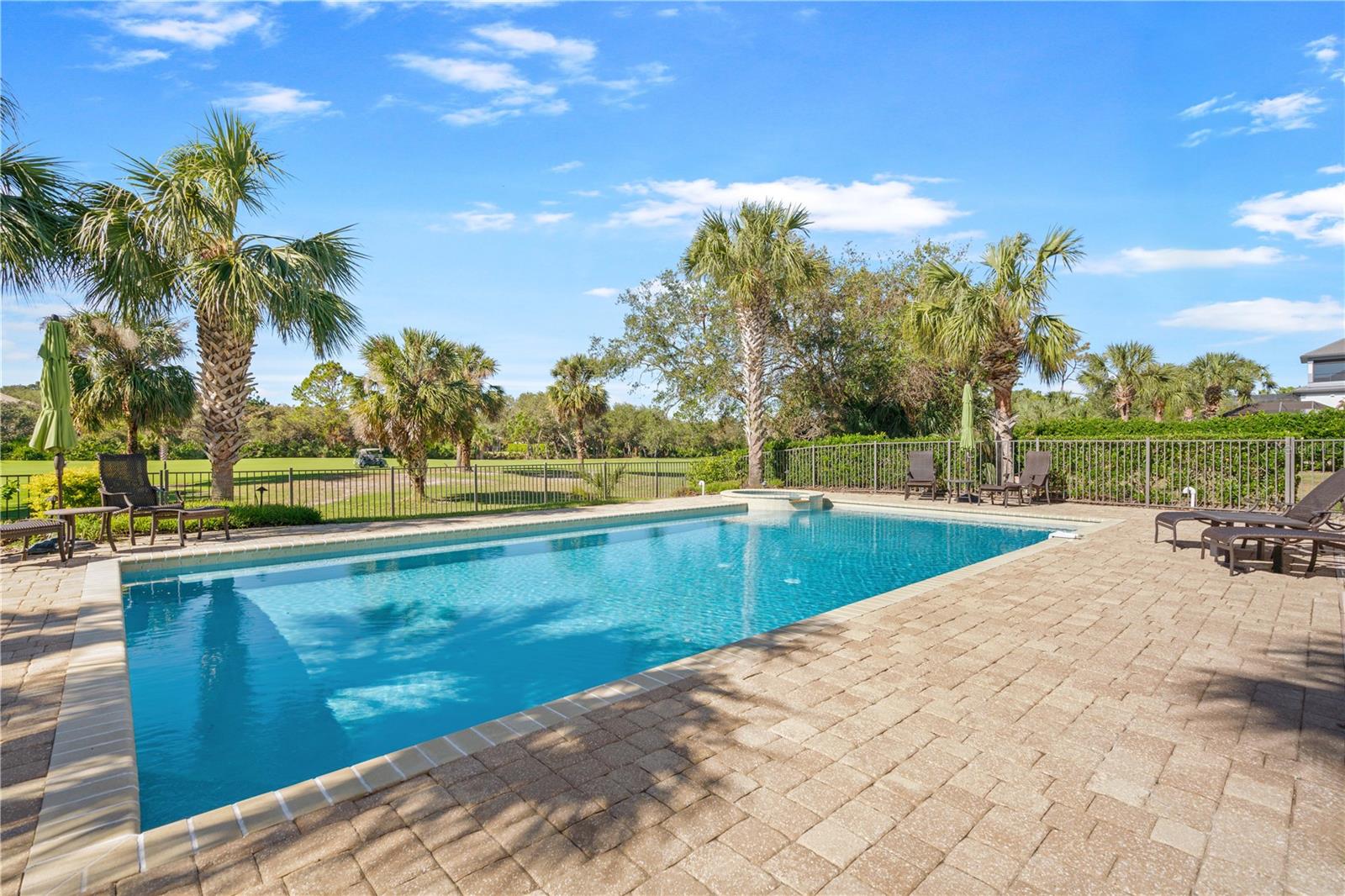 9 NORTHSHORE DR, PALM COAST, FL, 32137