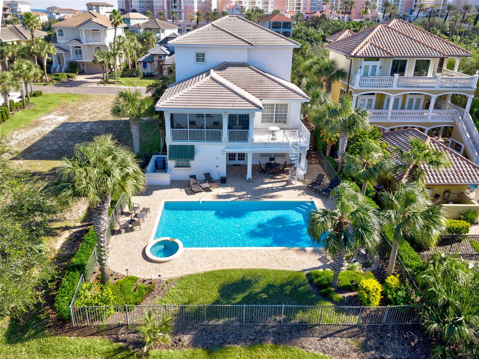 9 NORTHSHORE DR, PALM COAST, FL, 32137