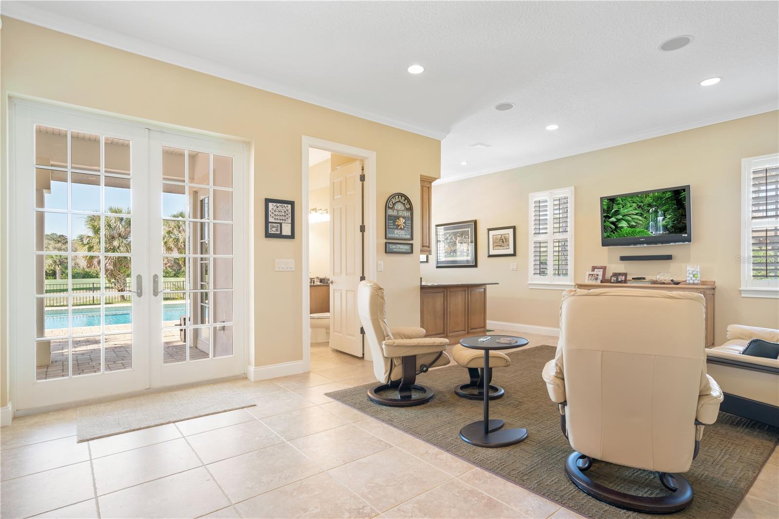 9 NORTHSHORE DR, PALM COAST, FL, 32137
