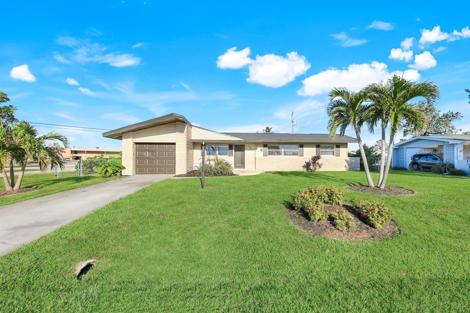 4903 EDITH ESPLANADE, CAPE CORAL, FL, 33904