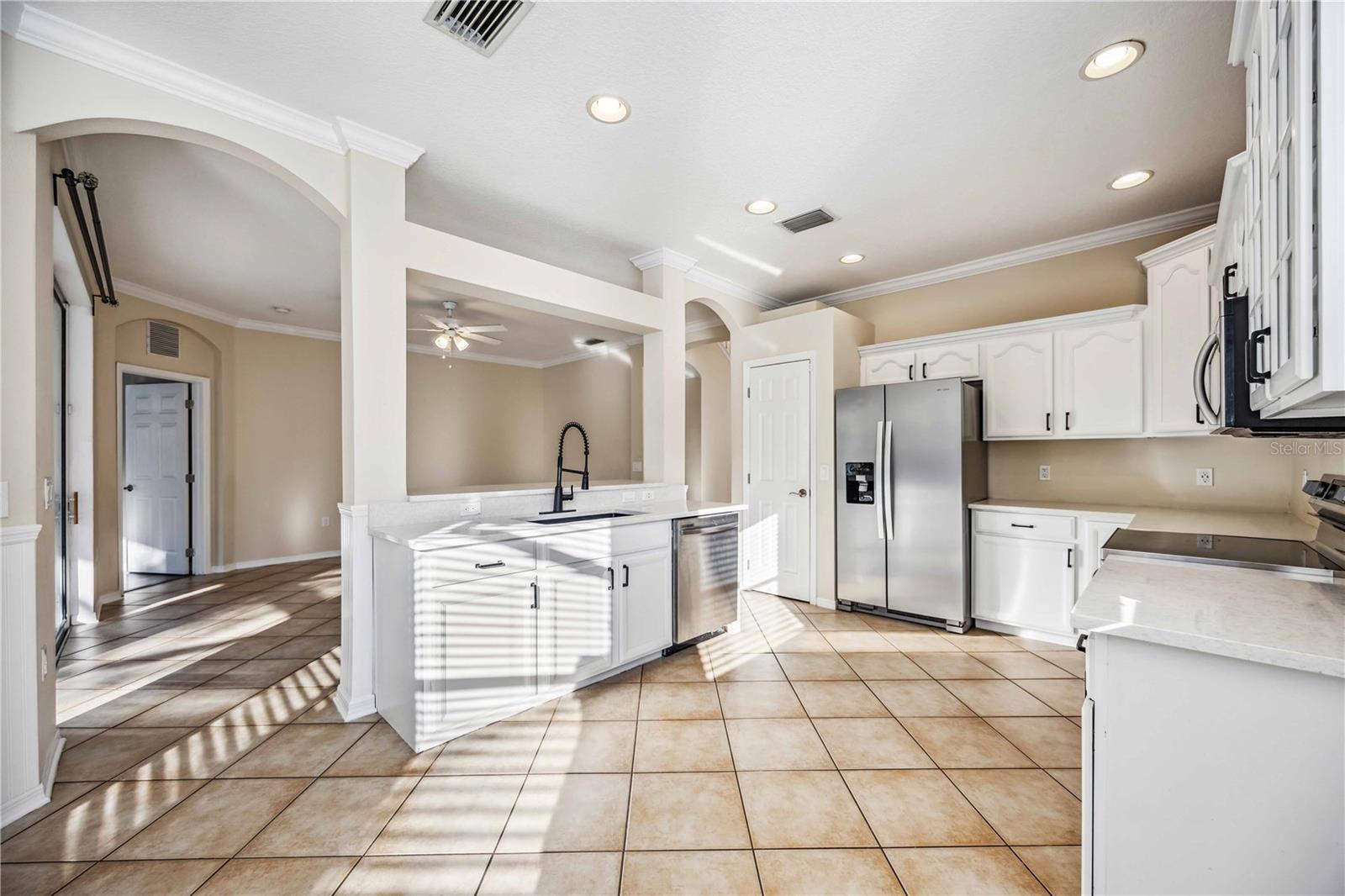 6364 GOLDEN EYE GLN, LAKEWOOD RANCH, FL, 34202
