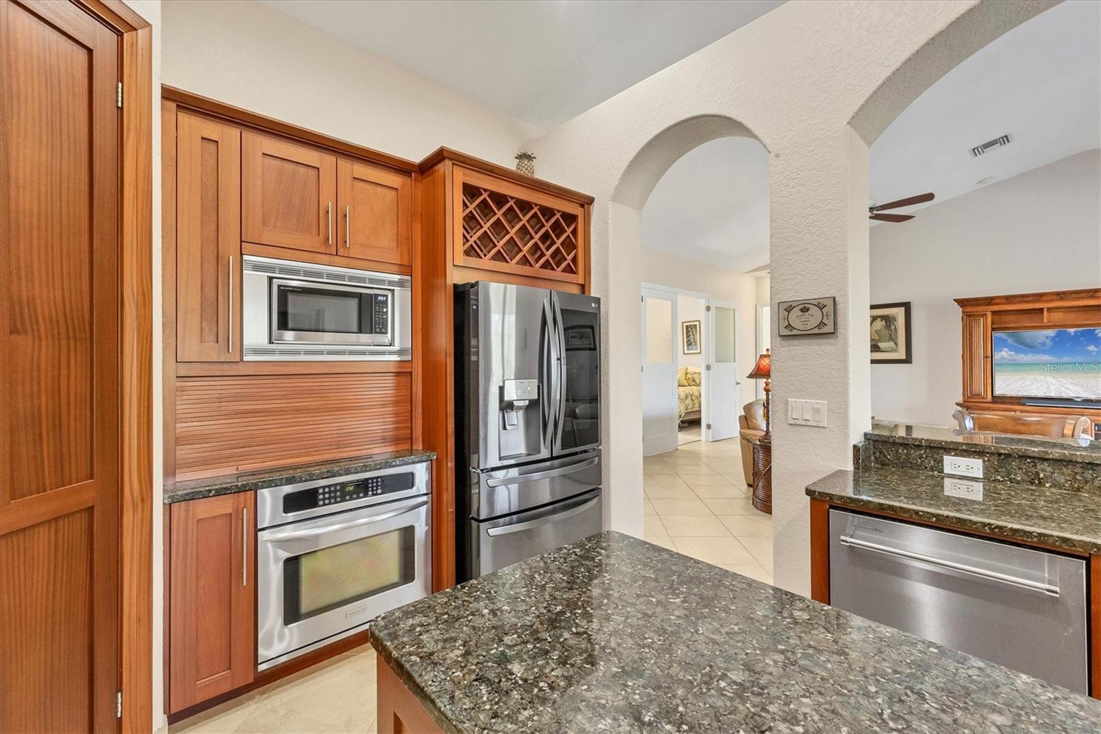 6096 BOWIE LN, ENGLEWOOD, FL, 34224
