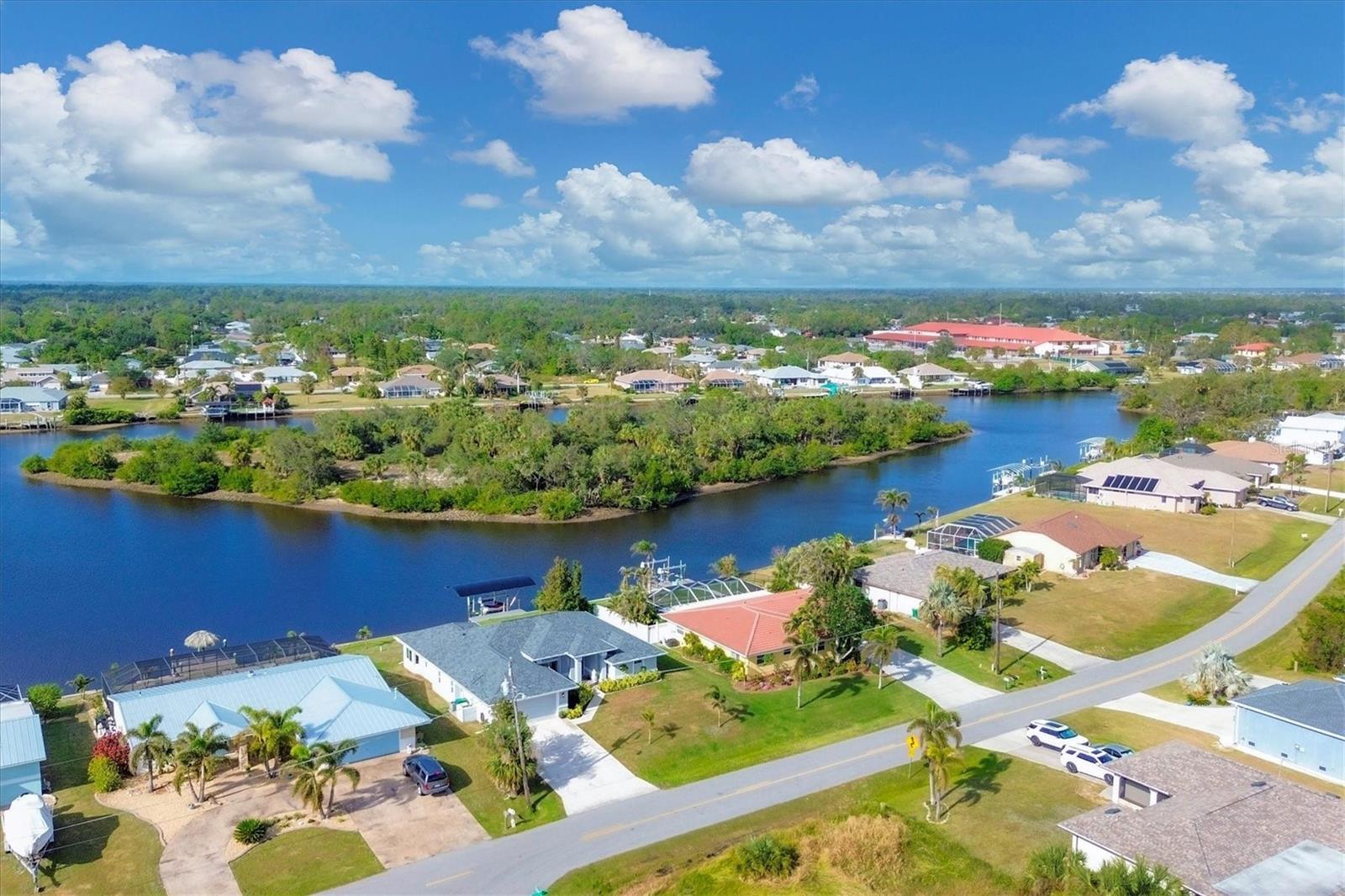 430 SPRING LAKE BLVD NW, PORT CHARLOTTE, FL, 33952