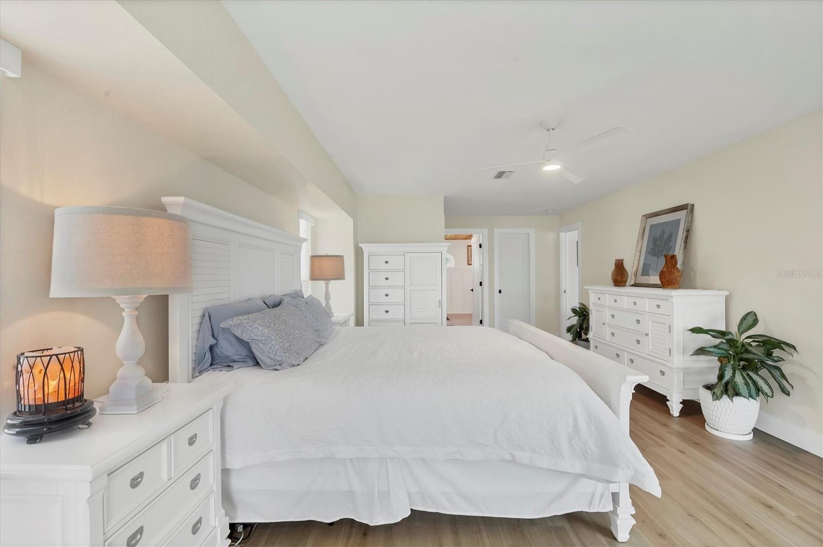 430 SPRING LAKE BLVD NW, PORT CHARLOTTE, FL, 33952