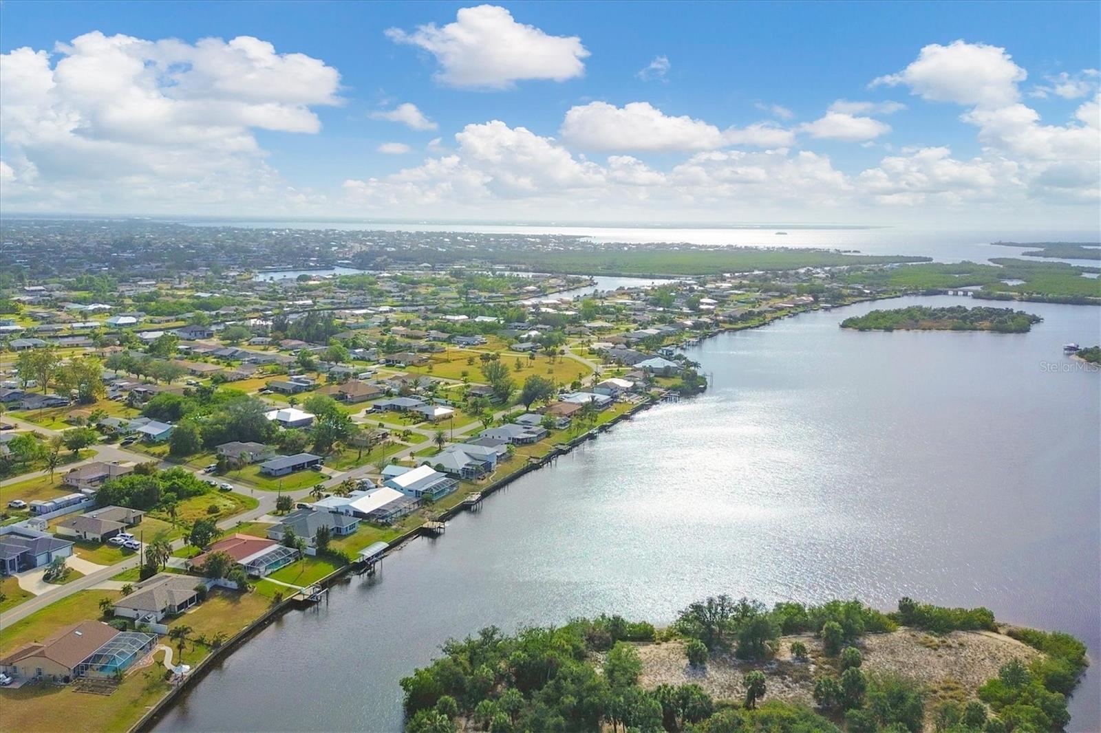 430 SPRING LAKE BLVD NW, PORT CHARLOTTE, FL, 33952