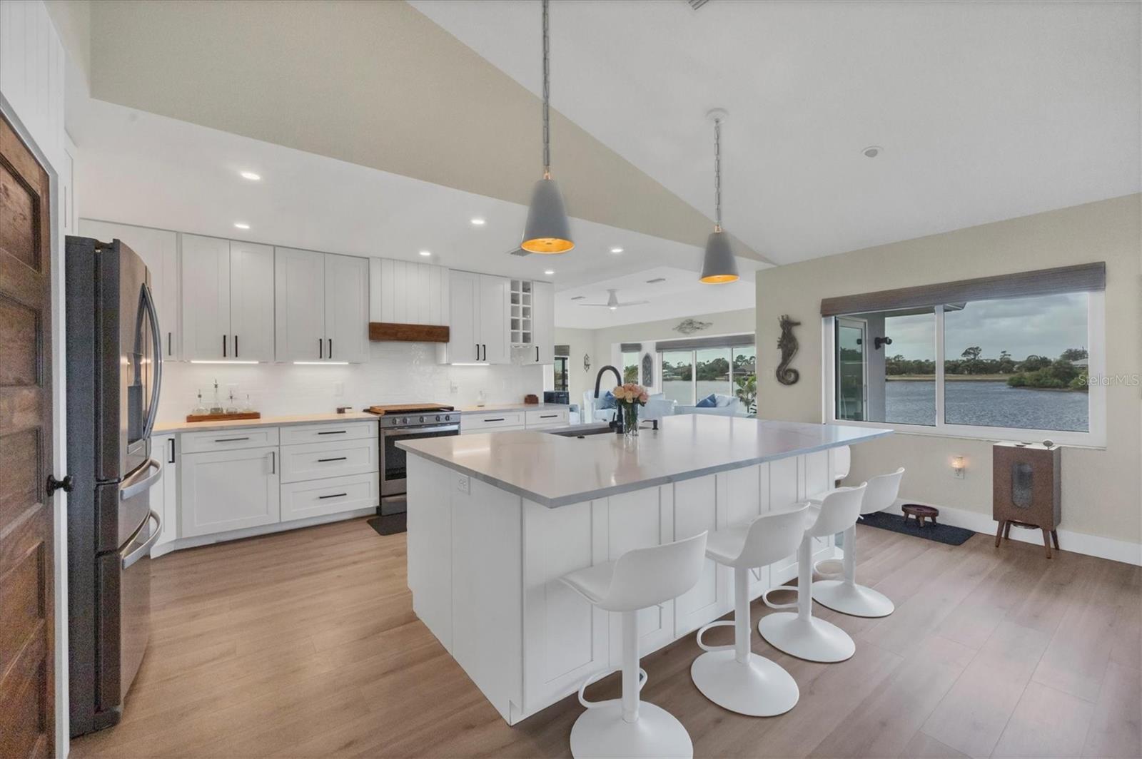 430 SPRING LAKE BLVD NW, PORT CHARLOTTE, FL, 33952