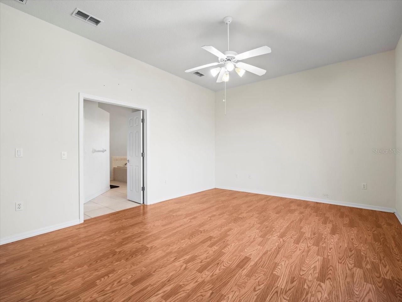 8689 MISSISSIPPI RUN, WEEKI WACHEE, FL, 34613