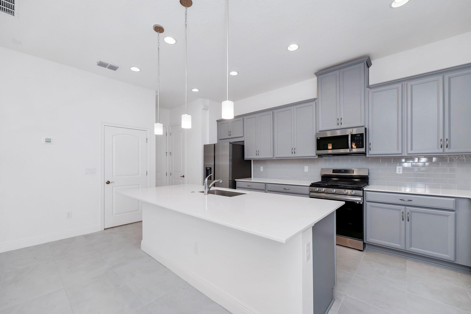 5282 BUTTONSAGE DR, SAINT CLOUD, FL, 34772