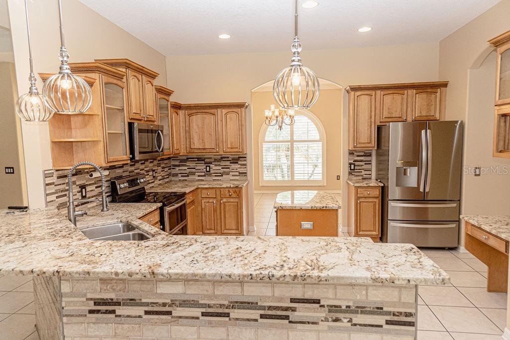 2638 E KNIGHTS GRIFFIN RD RD, PLANT CITY, FL, 33565