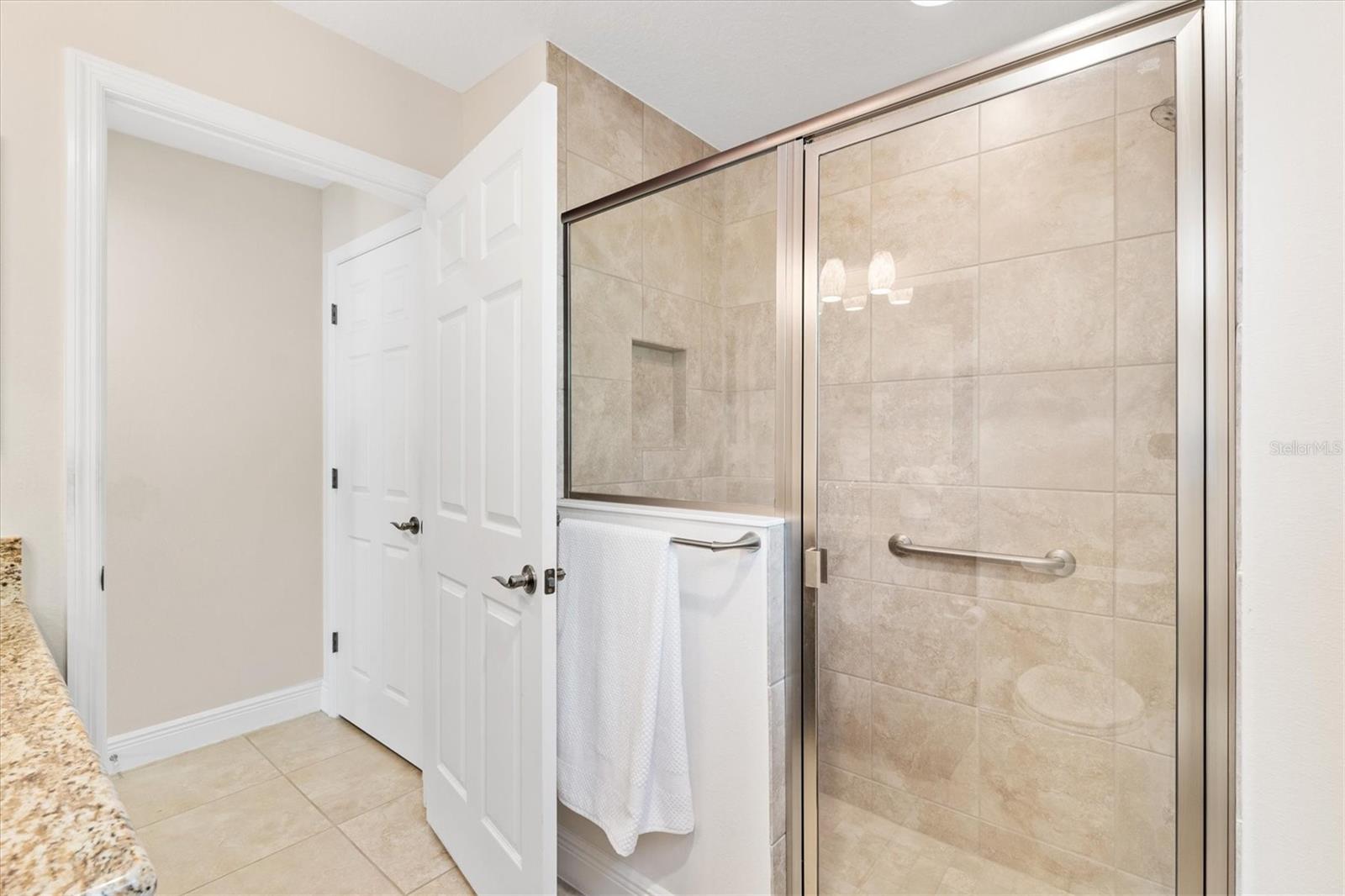 3230 JOY LN, THE VILLAGES, FL, 32163