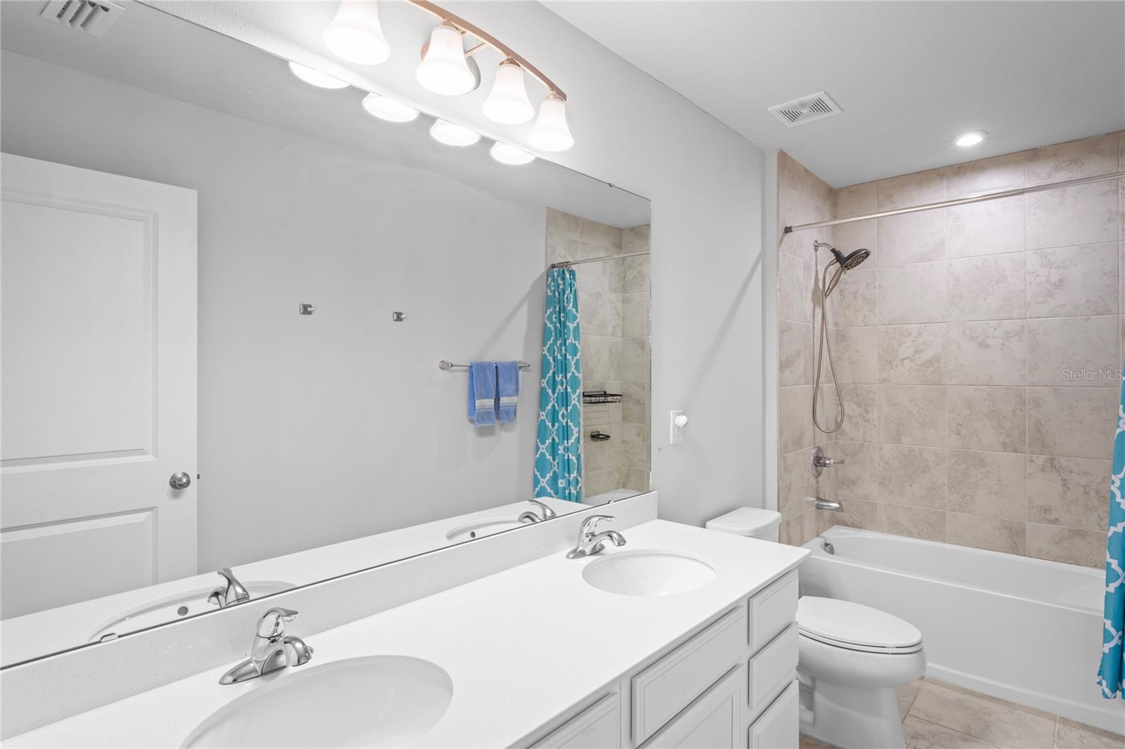 10507 DAYBREAK GLN, PARRISH, FL, 34219