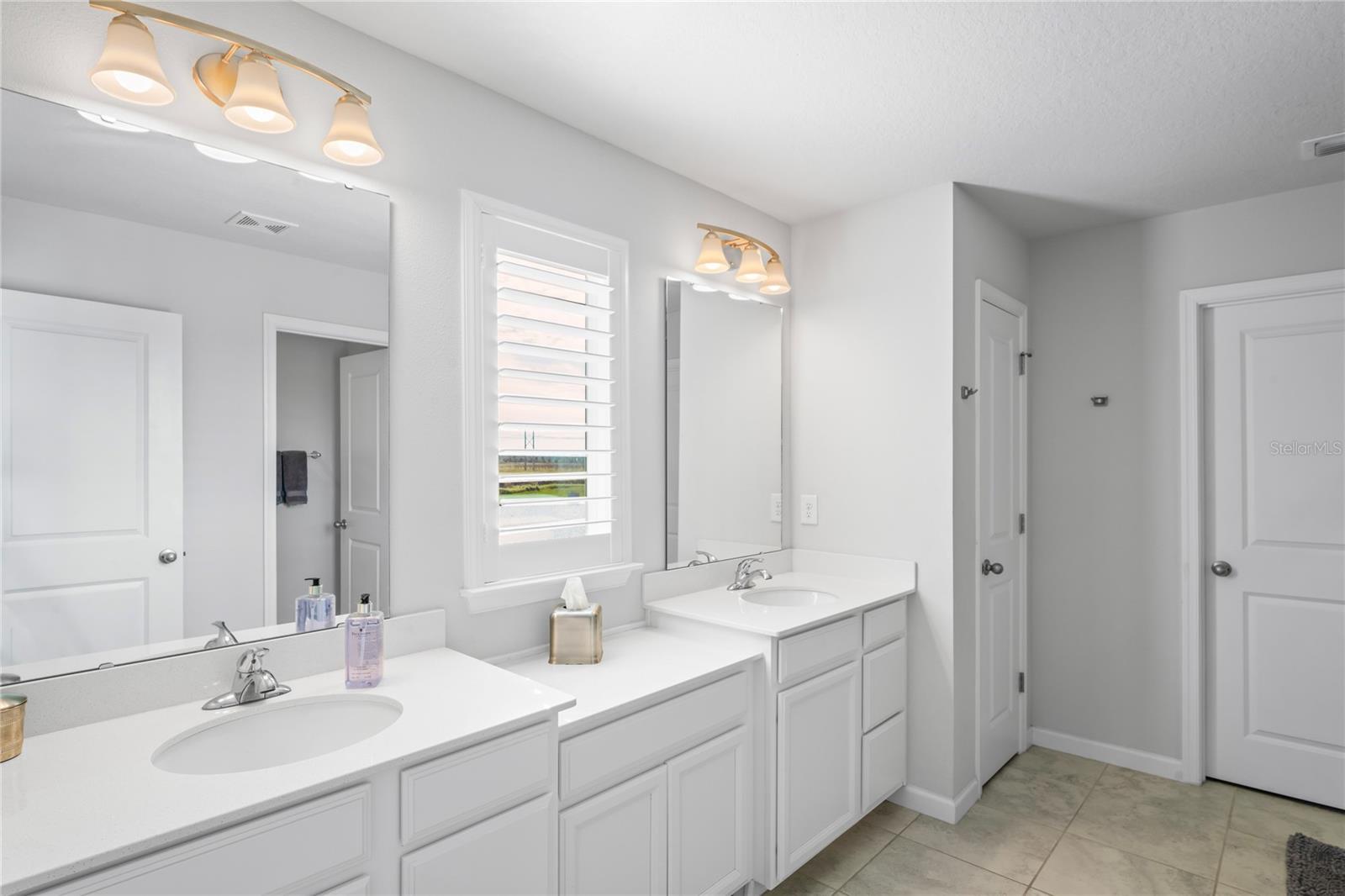 10507 DAYBREAK GLN, PARRISH, FL, 34219