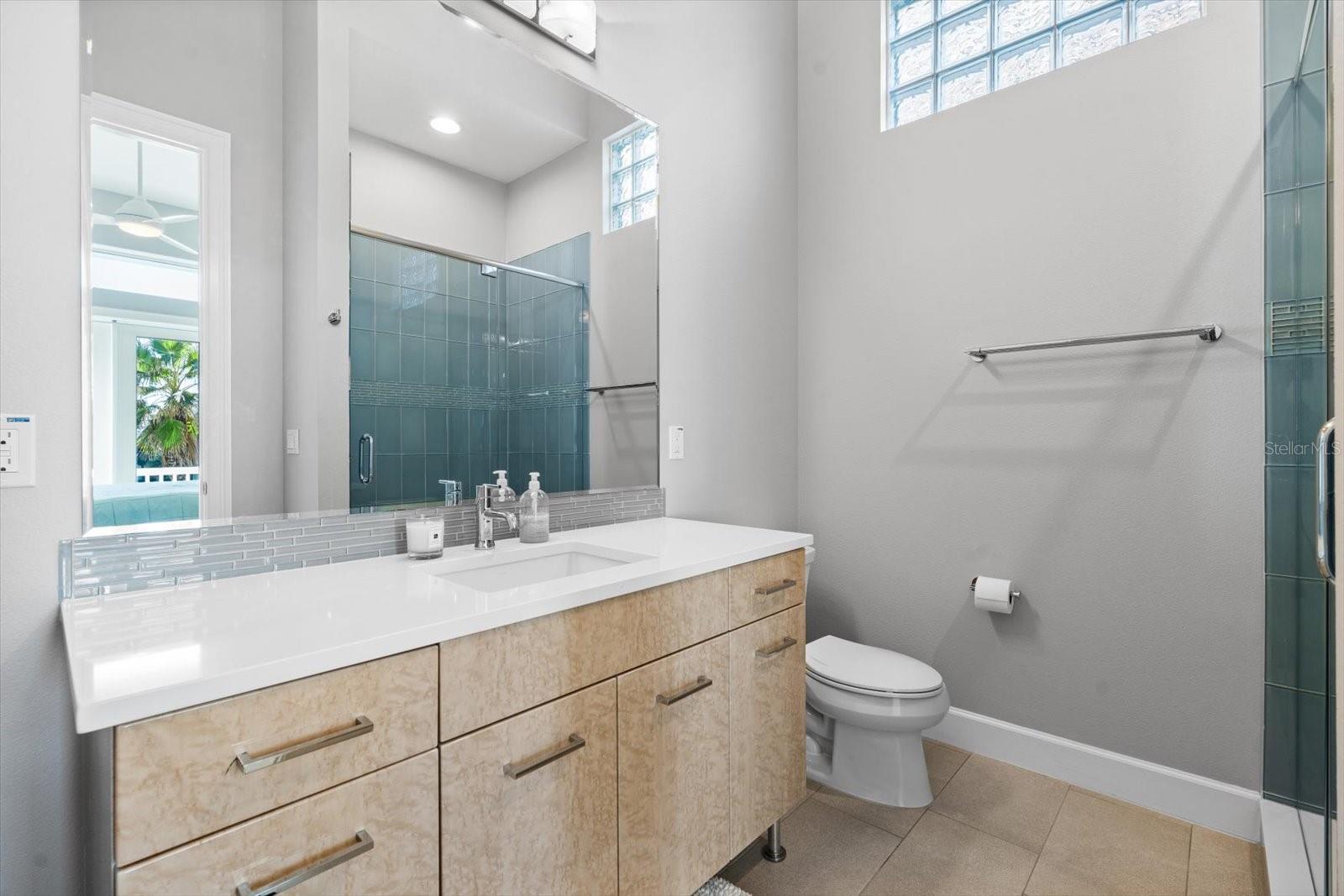 FC305559 Property Photo