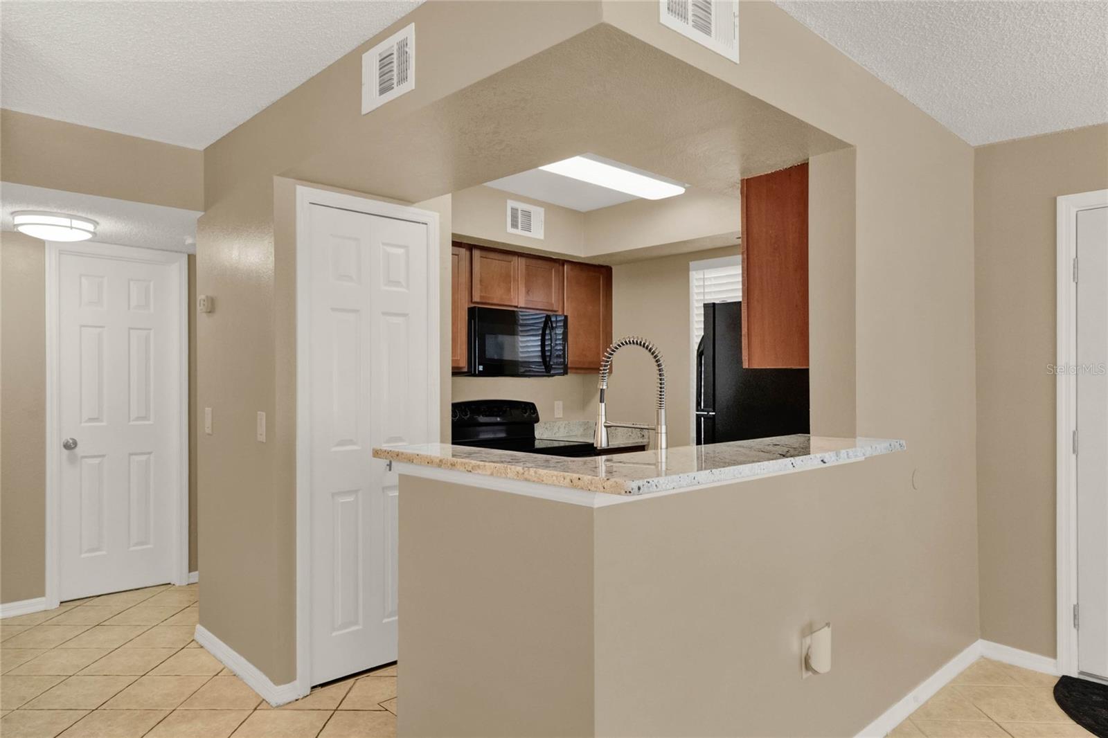 696 YOUNGSTOWN PKWY #307, ALTAMONTE SPRINGS, FL, 32714